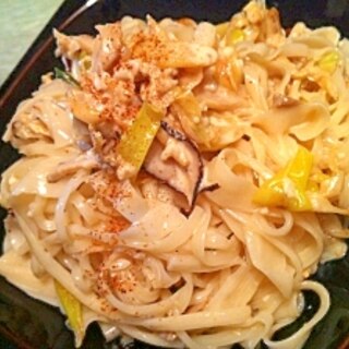 あっさりキツネのうどんサラダ